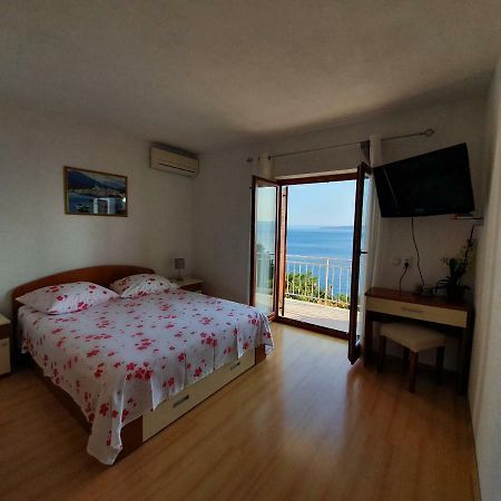 Apartmani Renata Brela Exteriér fotografie