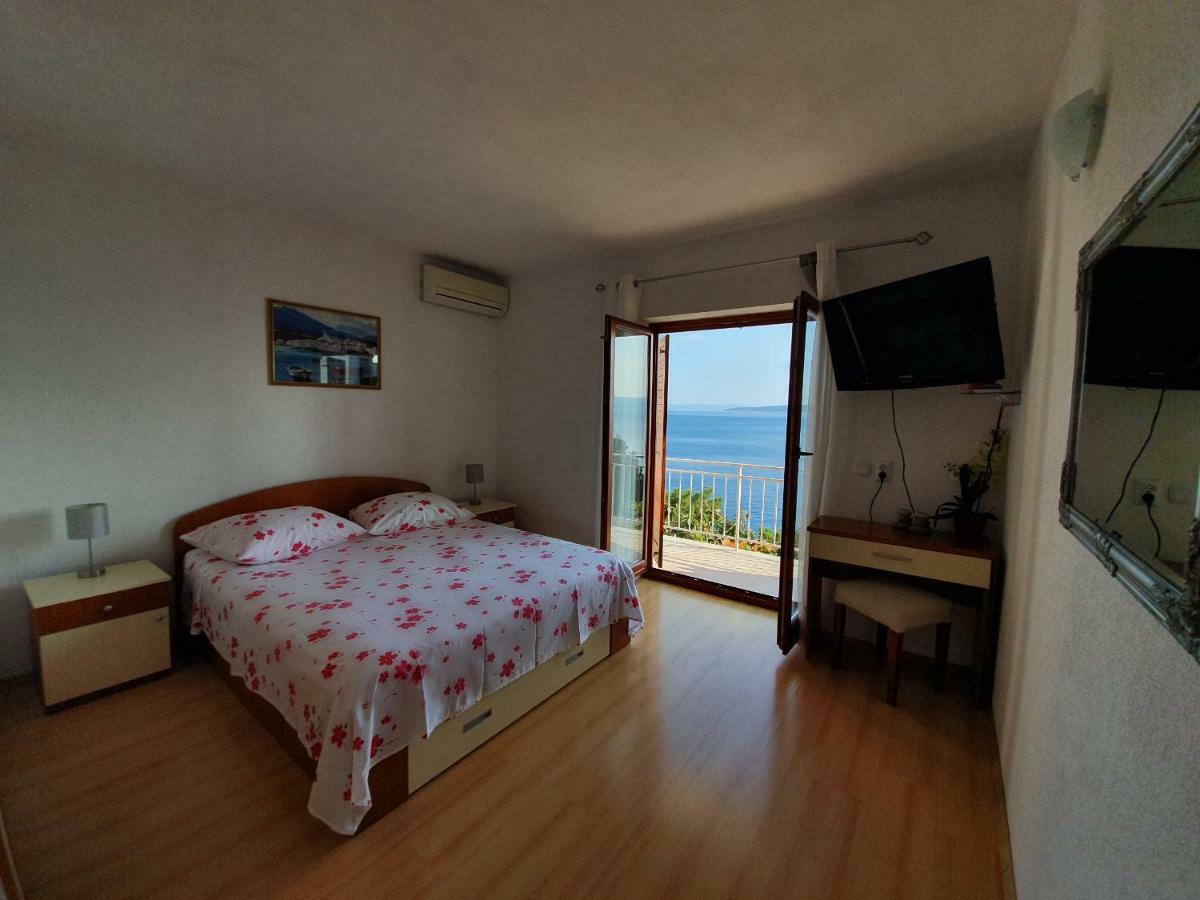 Apartmani Renata Brela Exteriér fotografie